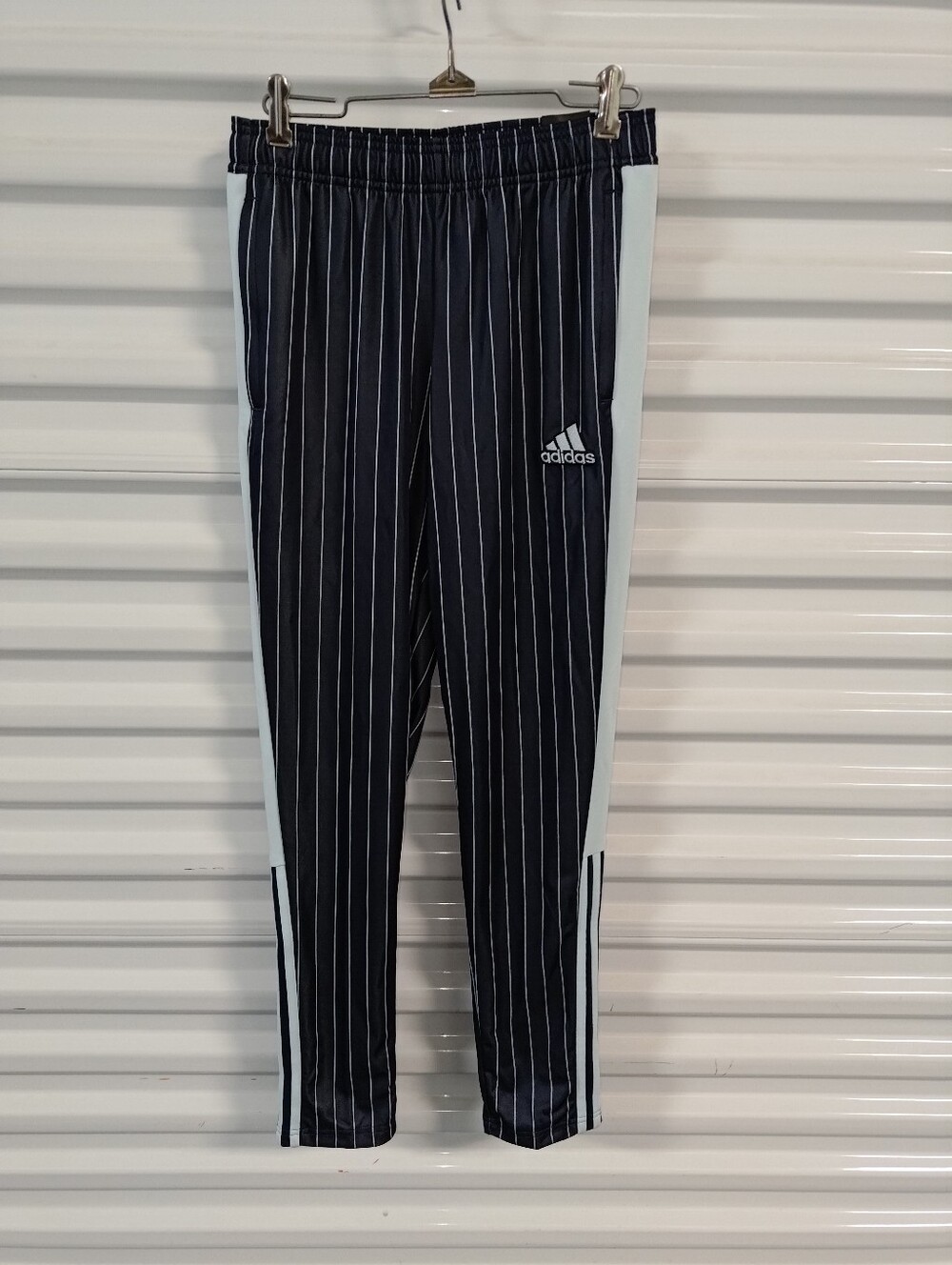 Adidas Boys Tiro VIP Track Pants Size L Soccer Warm Up Pinstripe HC1311 New